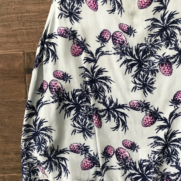 Francesca's Pineapple Tank-Top - Picture 4 of 4